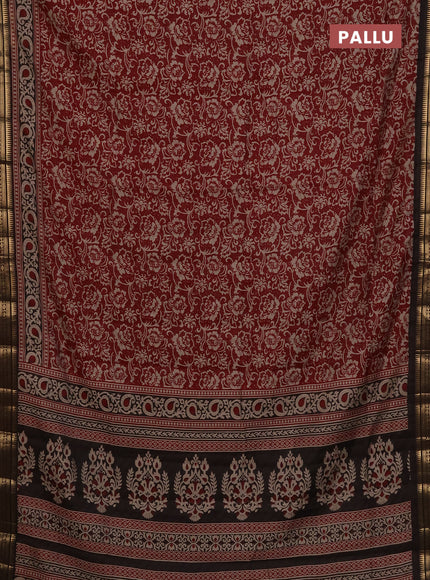 Maheshwari cotton saree maroon and black with allover flower prints and zari woven border