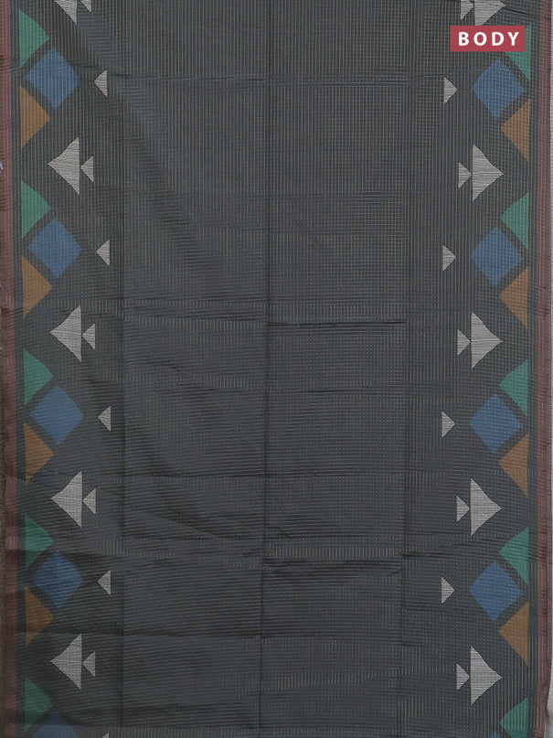 Chappa saree grey and pastel brown with allover zari checked pattern and long geometric printed border