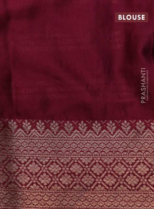 Semi crepe saree reddish pink and maroon with allover tie & dye prints and long zari woven border