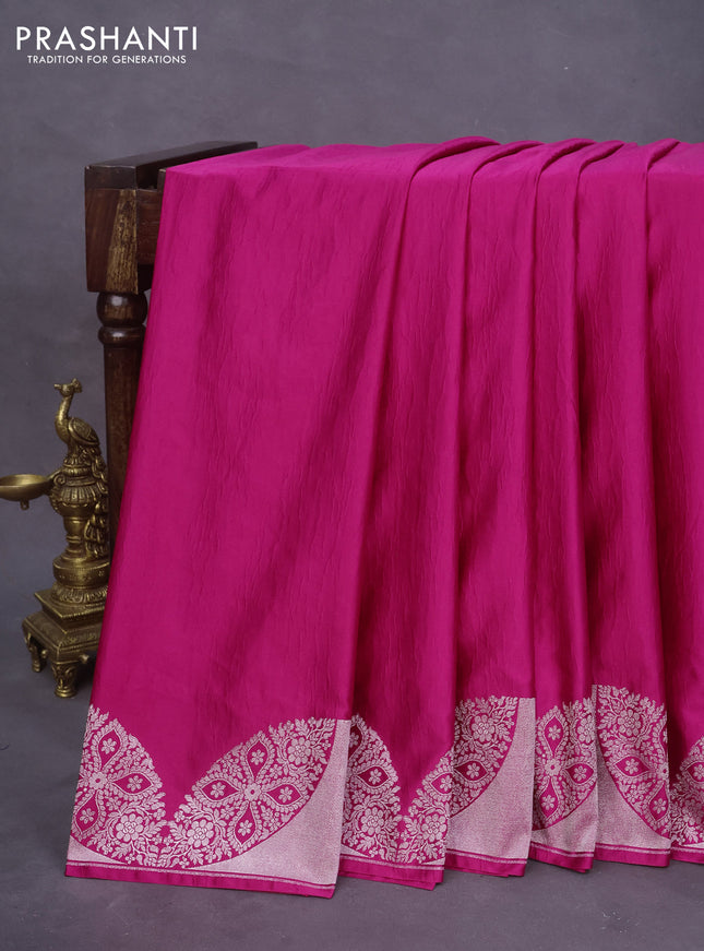 Banarasi crush crepe saree pink with plain body and zari woven border