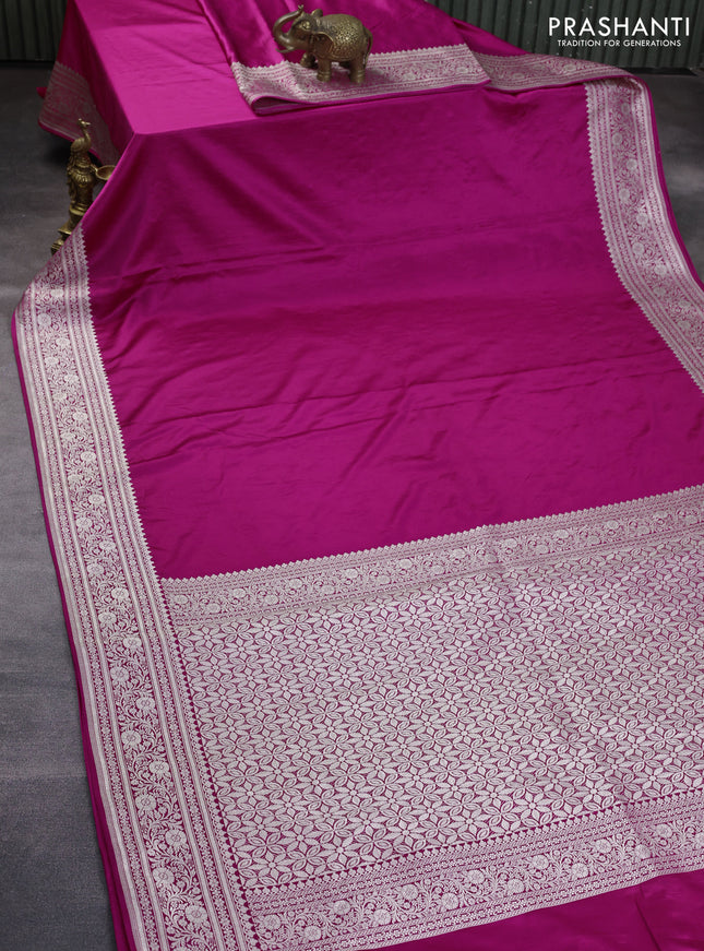 Banarasi crush crepe saree pink with plain body and zari woven border
