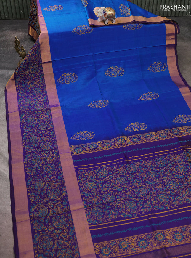 Uppada block printed saree cs blue and violet with floral prints and long printed zari woven border