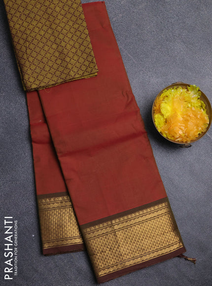 Chettinad cotton saree dual shade of maroon and green with plain body and zari woven border