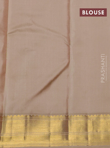 Pure kanchipram silk saree red and beige with allover vairosi pattern & buttas and zari woven border
