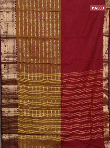 Semi raw silk saree maroon and mehendi green wine shade with allover half & half style and zari woven border