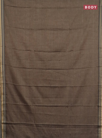 Narayanpet cotton saree chickku shade and black with plain body and thread woven border