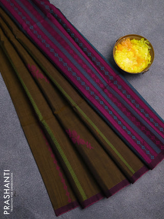 Kora silk cotton saree mehendi green and magenta pink with thread weaves & buttas and simple border
