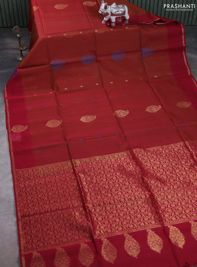 Kora silk cotton saree dual shade of rust and dark pink with thread & zari woven buttas and woven butta border