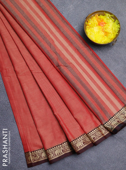 Narayanpet cotton saree red shade and deep maroon with plain body and thread woven border