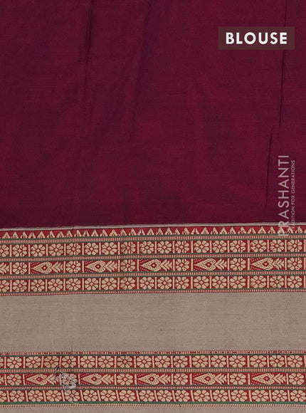Narayanpet cotton saree deep wine shade and beige with plain body and rettapet thread woven border
