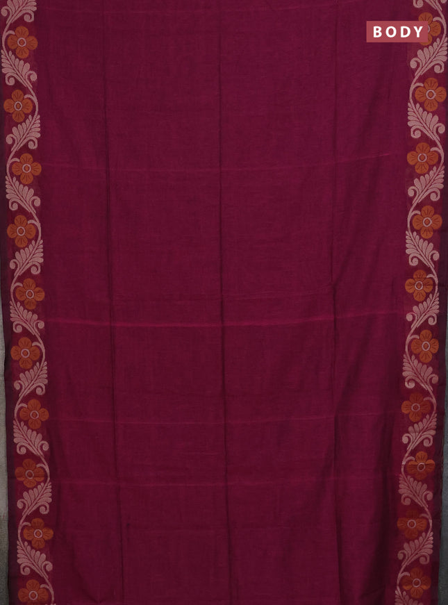 Bengal cotton saree magenta pink with plain body and floral thread woven border