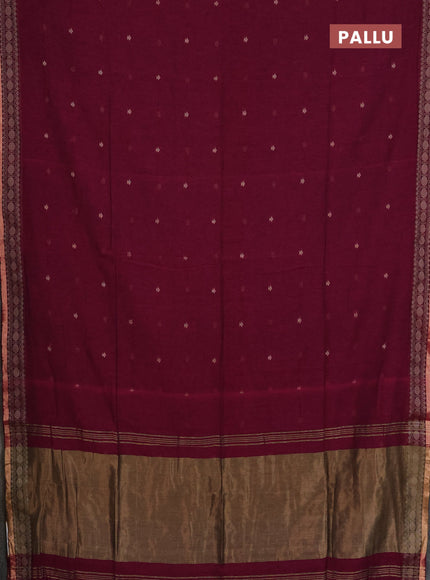 Bengal cotton saree light green with thread woven buttas and thread & zari woven border