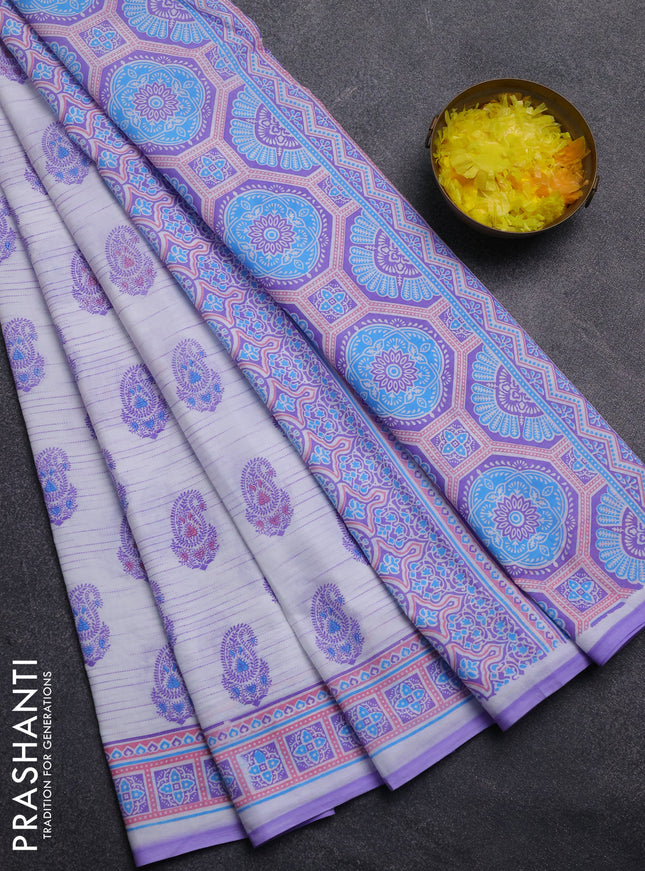 Mul cotton saree off white and lavender with allover paisley butta prints and printed border