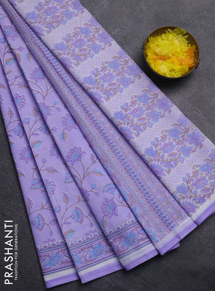 Mul cotton saree lavender with allover floral prints and printed border