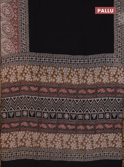 Chanderi Bagru saree black and beige with plain body and small zari woven border
