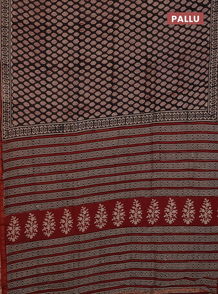 Chanderi Bagru saree black and rustic maroon with allover butta prints and small zari woven border