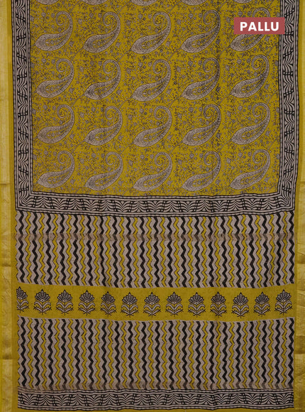 Chanderi Bagru saree yellow and beige with allover prints and mageshwari border
