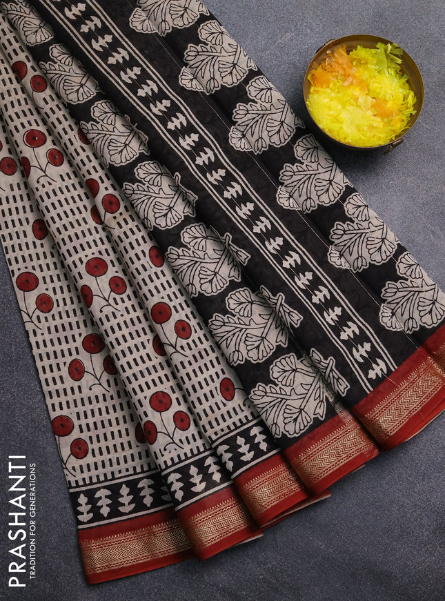 Chanderi Bagru saree beige and rust shade with allover butta prints and mageshwari border