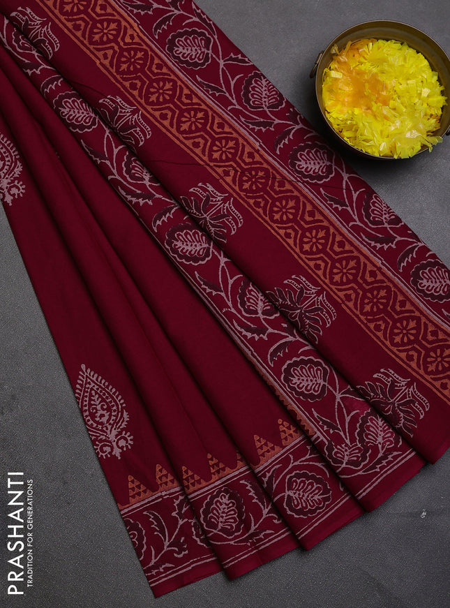 Cotton block printed saree maroon with butta prints and printed border
