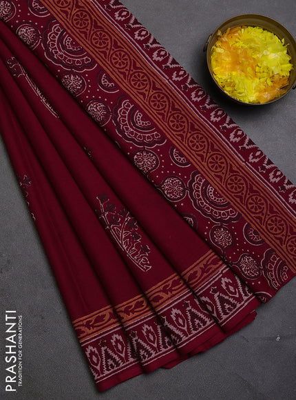 Cotton block printed saree maroon with butta prints and printed border