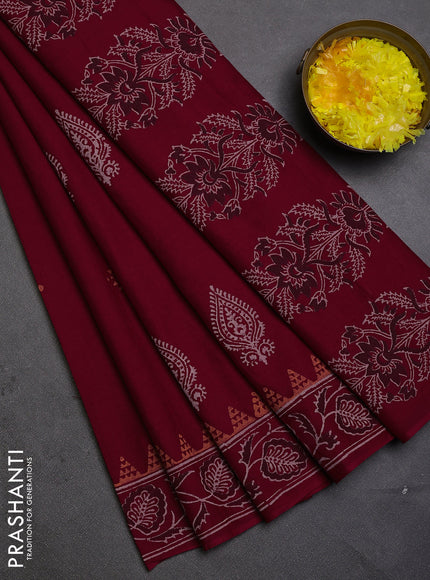 Cotton block printed saree maroon with butta prints and printed border