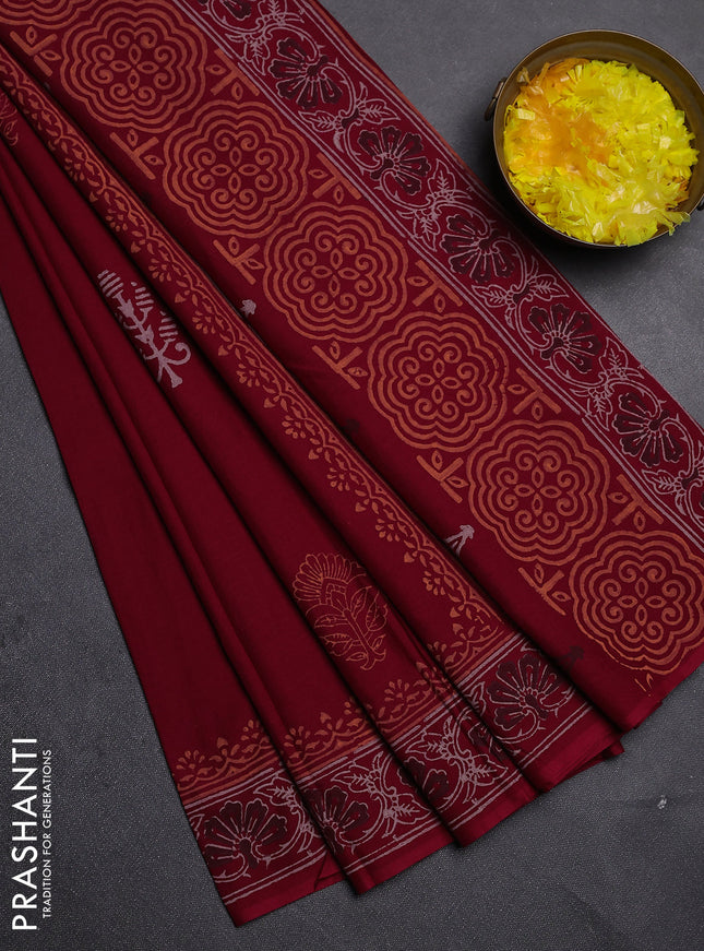 Cotton block printed saree maroon with butta prints and printed border