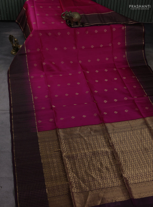 Pure soft silk saree pink and wine shade with allover zari woven buttas and long zari woven checked border