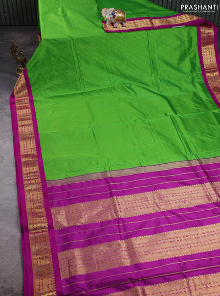 10 Yards pure kanchipuram silk saree parrot green and purple with allover checked pattern and zari woven korvai border
