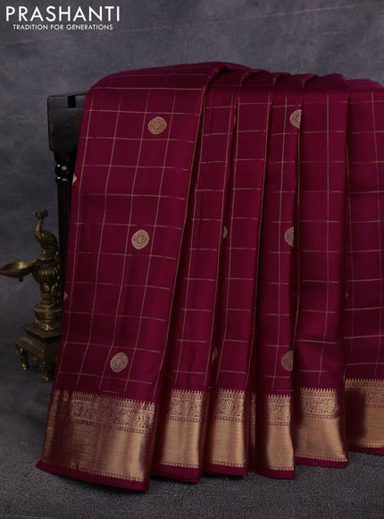 10 Yards pure kanchipuram silk saree maroon with allover zari checks & buttas and rich zari woven border