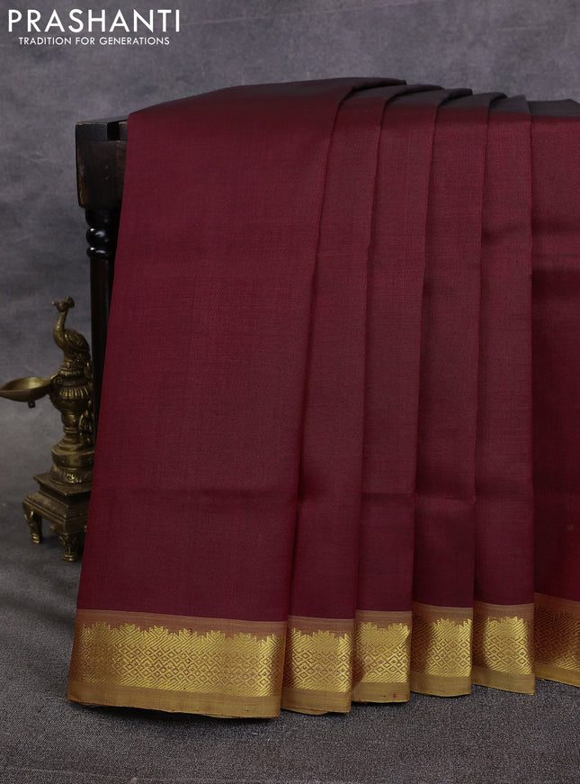 10 Yards silk cotton saree maroon and light green with plain body and zari woven border
