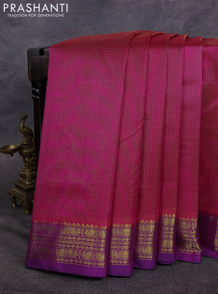 10 Yards silk cotton saree pink and violet with allover small checked pattern and zari woven border
