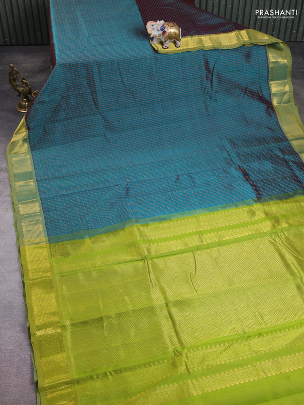 10 Yards silk cotton saree peacock green and mehendi green with allover thread weaves and zari woven border