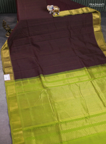 10 Yards silk cotton saree wine shade and mehendi green with allover thread weaves and zari woven border