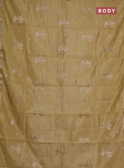 sandal semi raw silk with matching neck piece