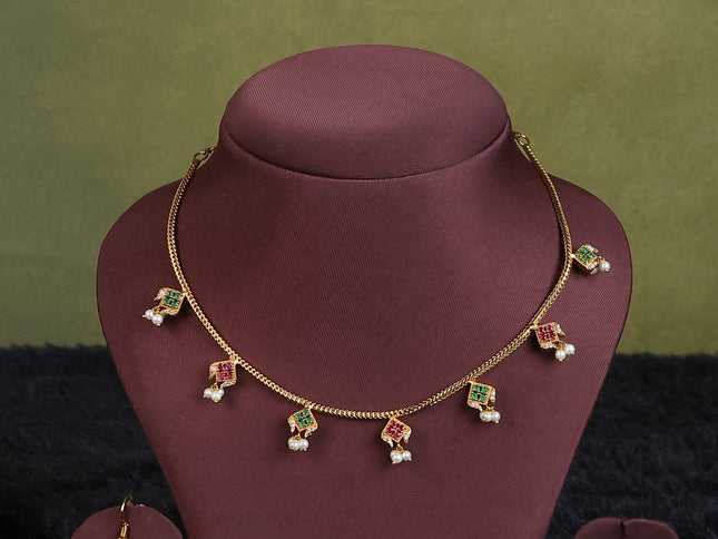 mehendi green semi raw silk with matching neck piece