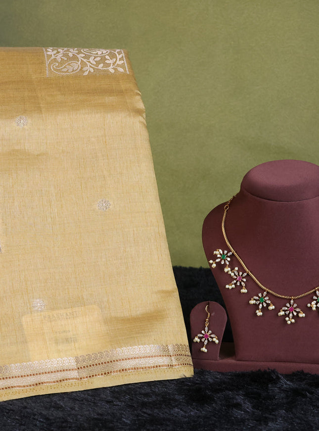 sandal semi raw silk with matching neck piece