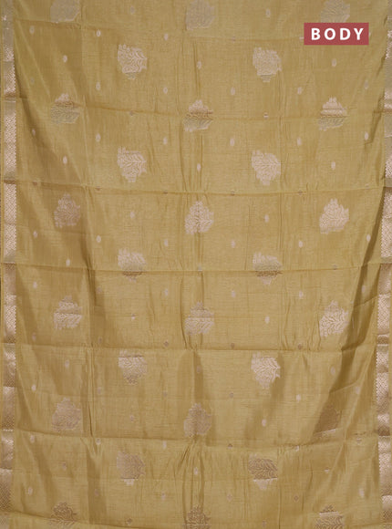 sandal semi raw silk with matching neck piece