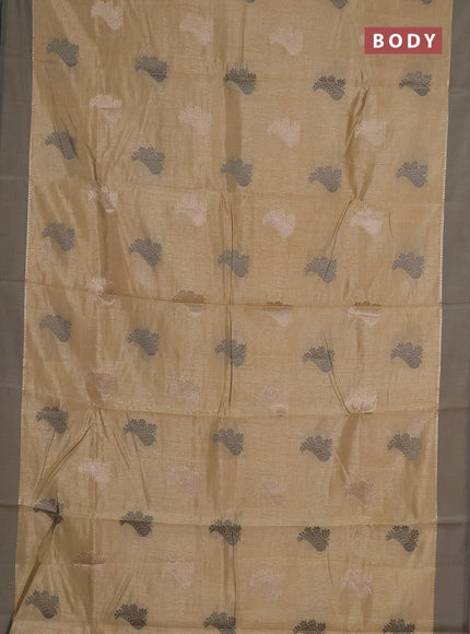 sandal semi raw silk with matching neck piece