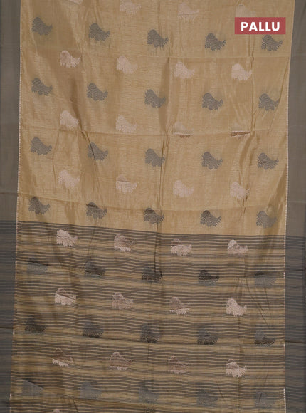sandal semi raw silk with matching neck piece