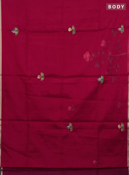 Kota saree reddish pink with allover hand paints & kantha stitch work and zari woven piping border