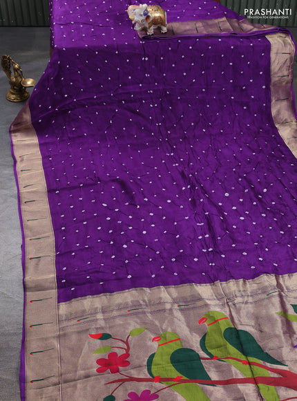 Dola silk saree purple with allover bandhani prints and muniya butta border