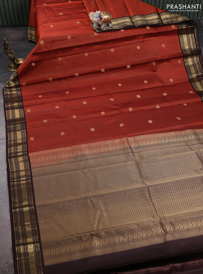 Pure kanchipuram silk saree rustic orange and coffee brown with allover vairaosi pattern & zari buttas and zari woven korvai border