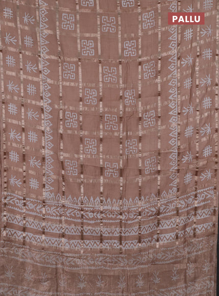 Semi chanderi saree beige with allover zari checks & batik prints in borderless style