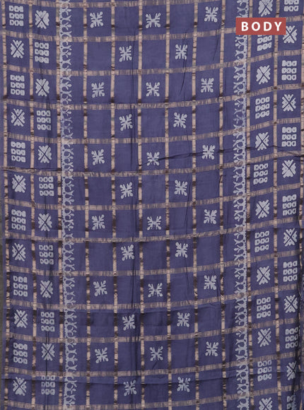 Semi chanderi saree grey with allover zari checks & batik prints in borderless style