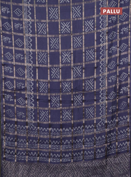 Semi chanderi saree grey shade with allover zari checks & batik prints in borderless style