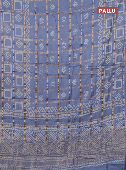 Semi chanderi saree grey shade with allover zari checks & batik prints in borderless style