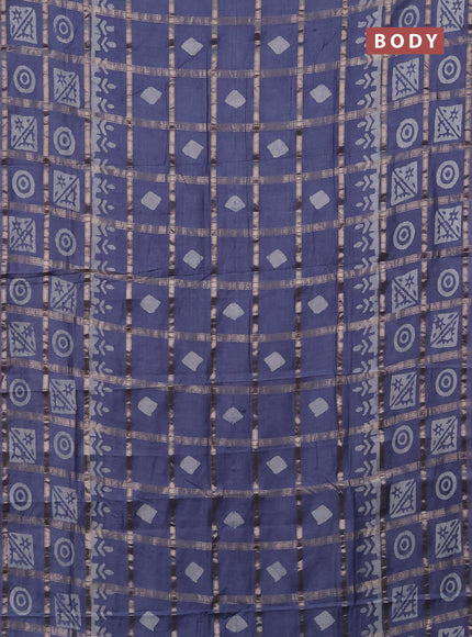 Semi chanderi saree grey with allover zari checks & batik prints in borderless style