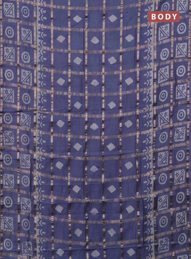 Semi chanderi saree grey with allover zari checks & batik prints in borderless style