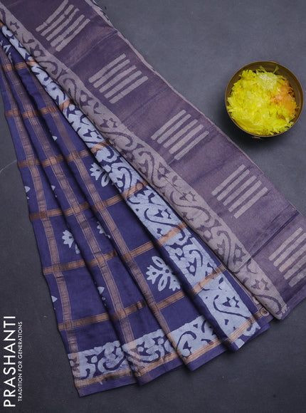 Semi chanderi saree dark grey with allover zari checks & batik prints in borderless style