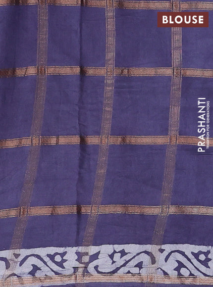 Semi chanderi saree dark grey with allover zari checks & batik prints in borderless style